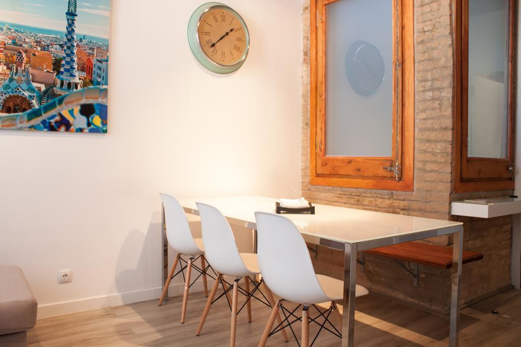 Happy People Sagrada Familia Apartments Barcelona Ngoại thất bức ảnh